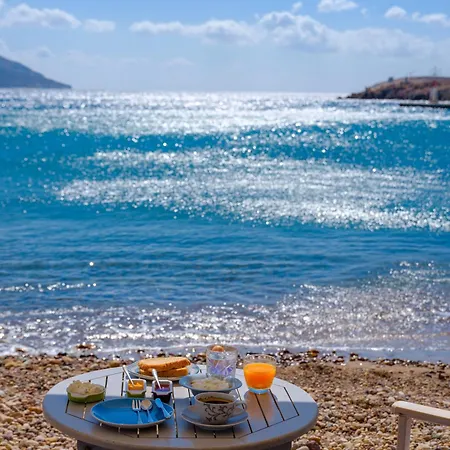 Vakantiehuis Echinousa Katoikia No5 *